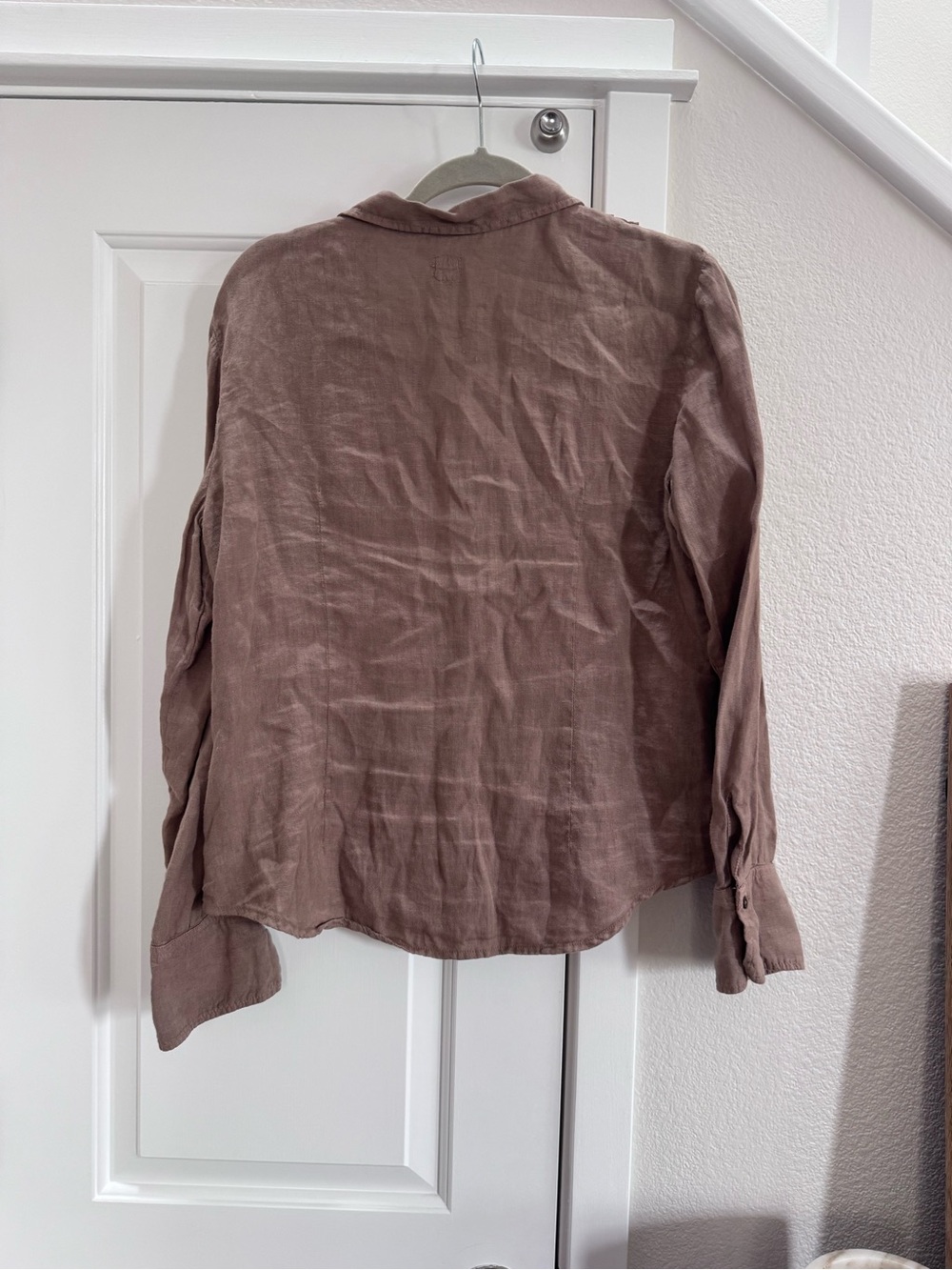 120% Lino Ruffle-Front Blouse - Picture 4 of 6